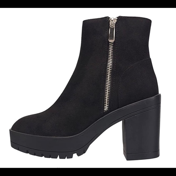 NEW French Connection Jasmine Lug Sole Side Zip Booties - Picture 2 of 8